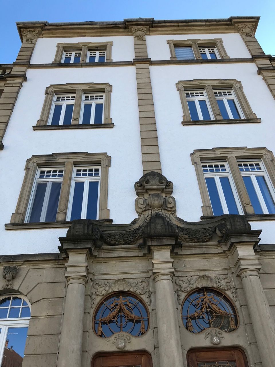 ERFOLGREICH VERKAUFT !!! - Stilvolle 4-Zimmer-Eigentumswohnung in Heidelberg Neuenheim